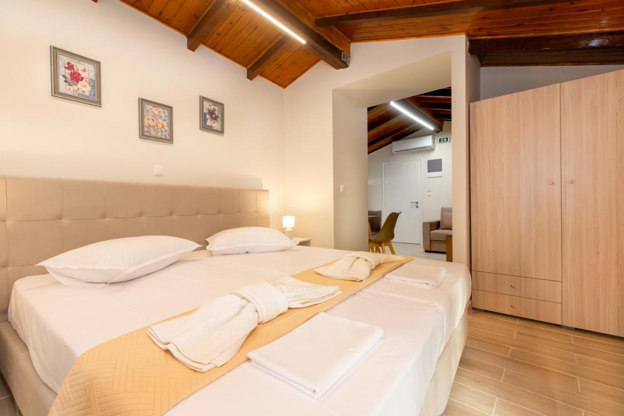 Odisseus Old Town Apartment Corfu  Exterior photo